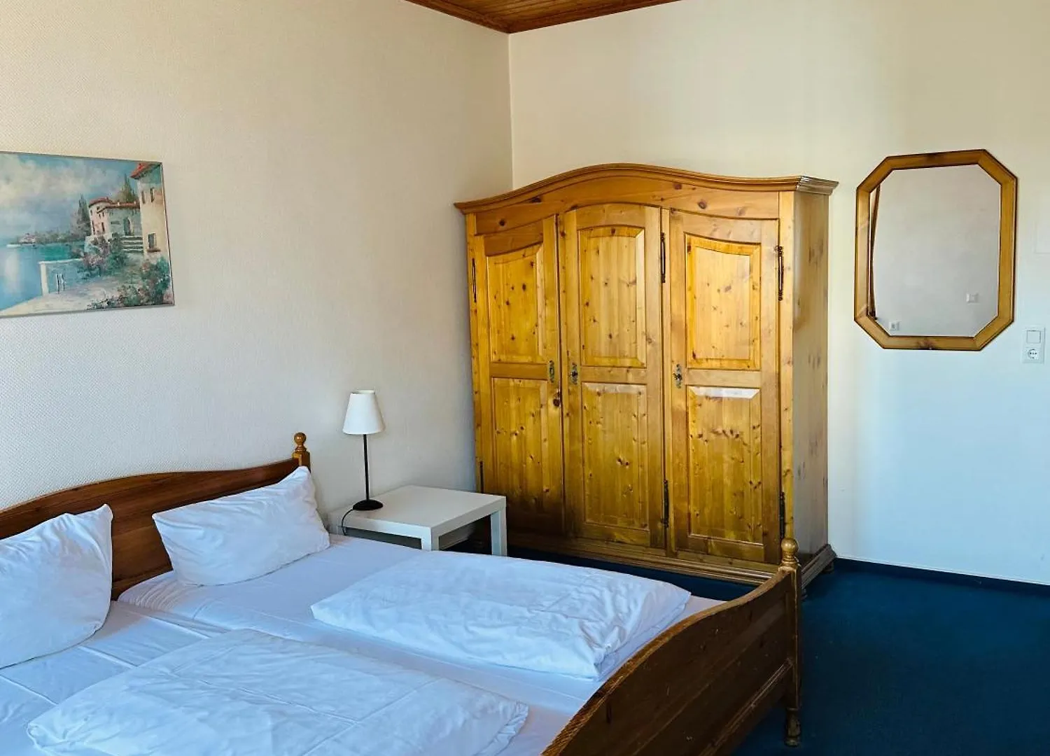 Badischer Hof Hotel location